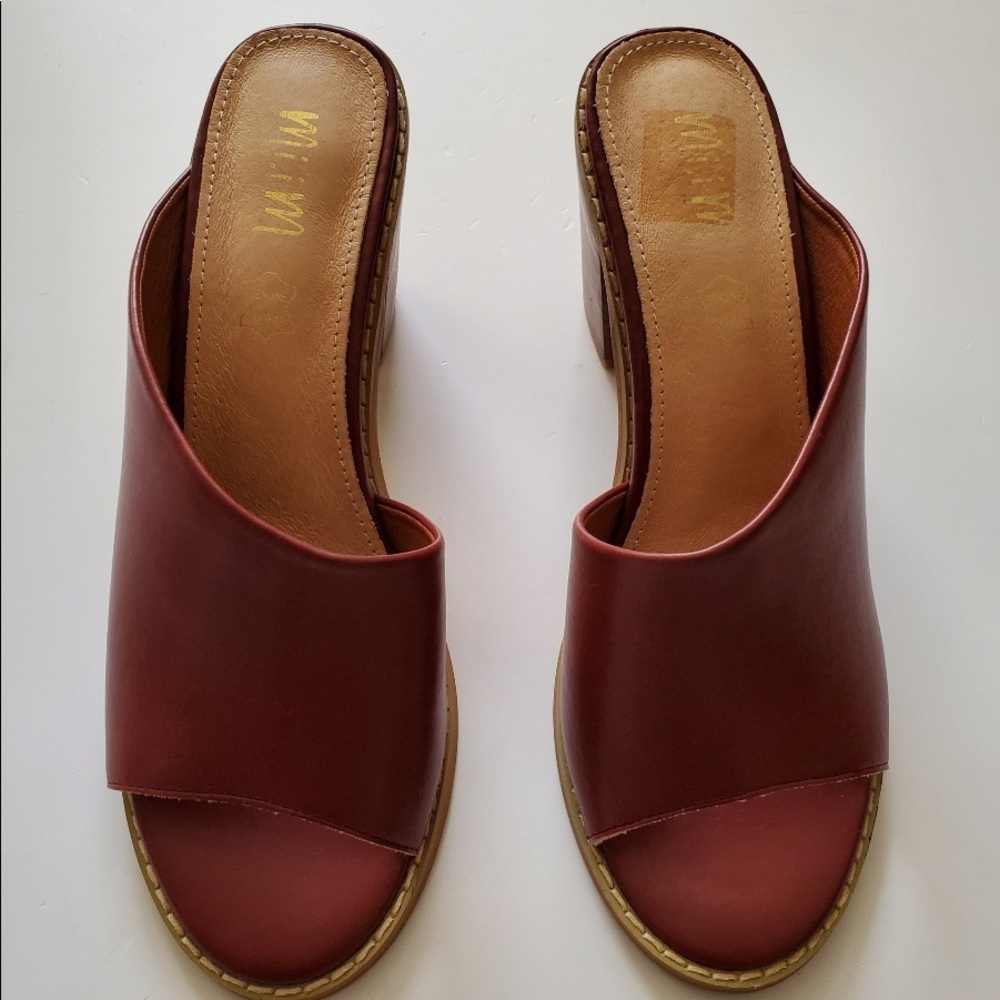 Mi.im Peep Toe Mules Size 8.5